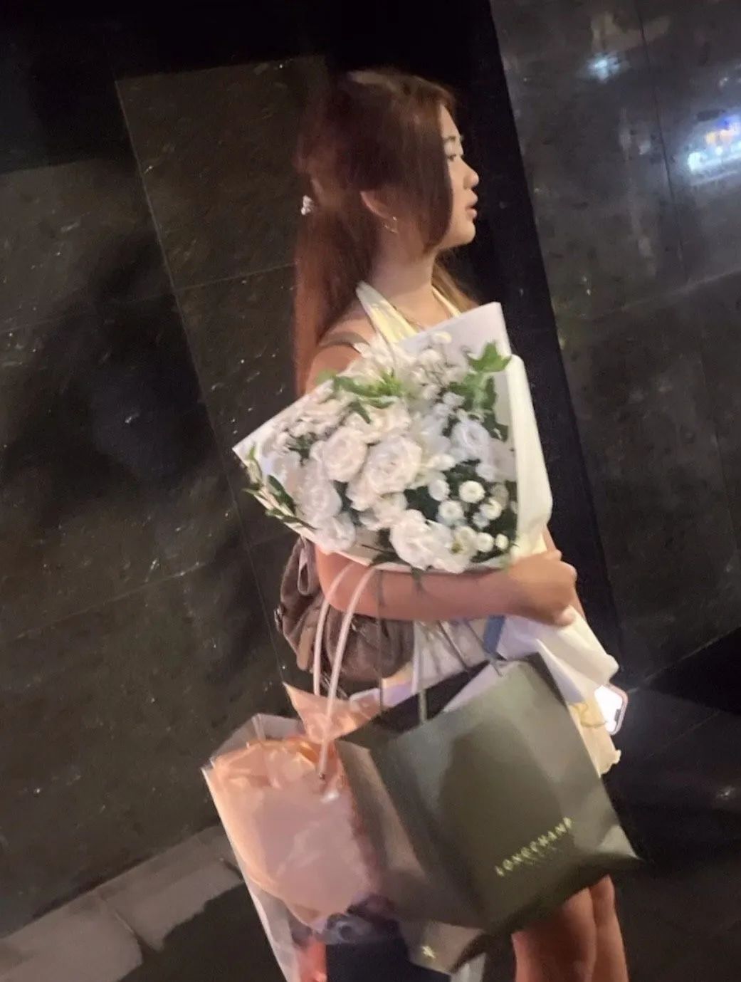 曹格女儿颜值大逆袭,14岁甜妹变御姐