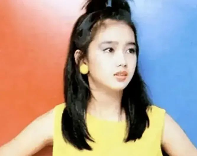 刘德华女儿近照曝光,网友:星二代颜值新典范